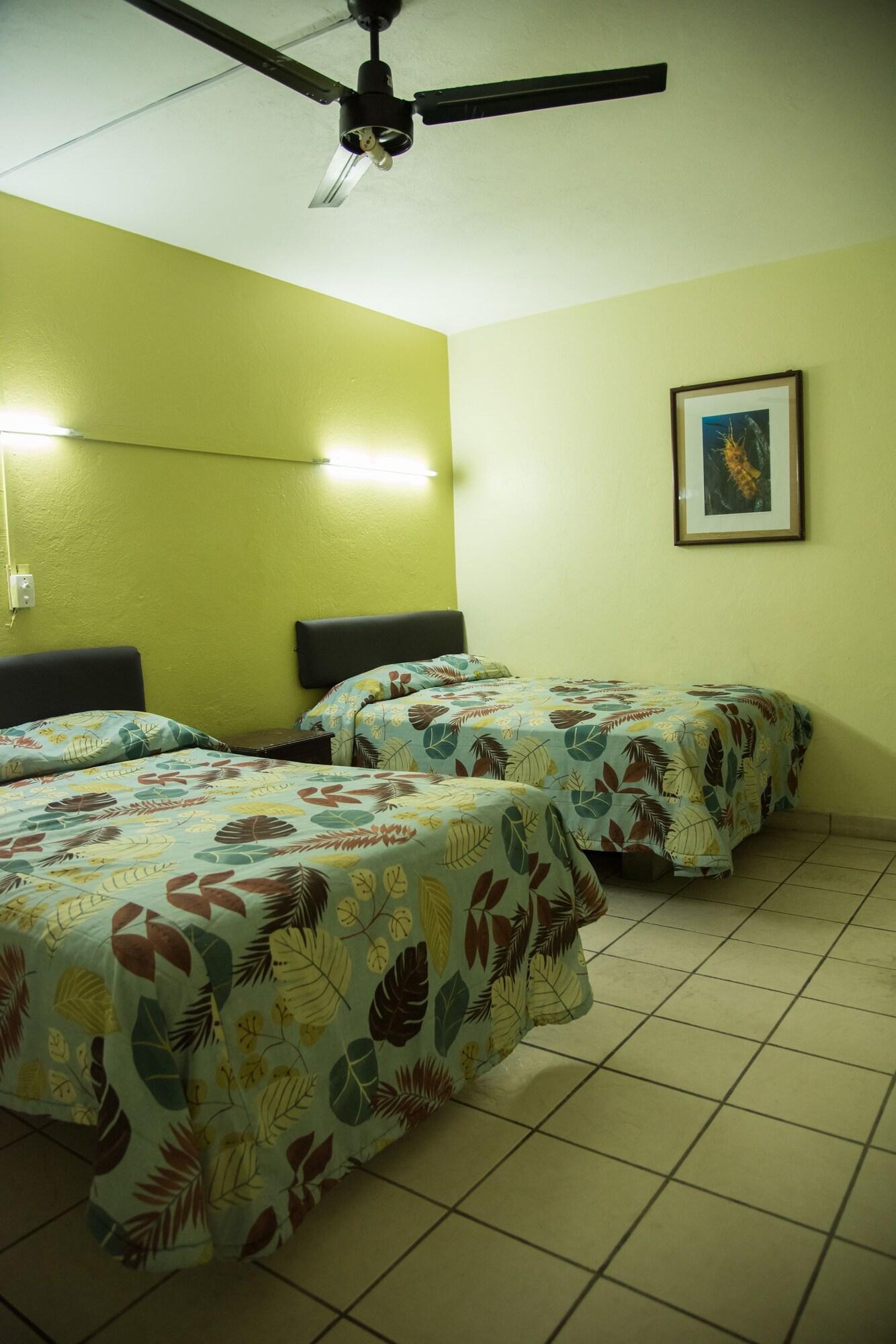 מזטלן Hotel Esperanza מראה חיצוני תמונה
